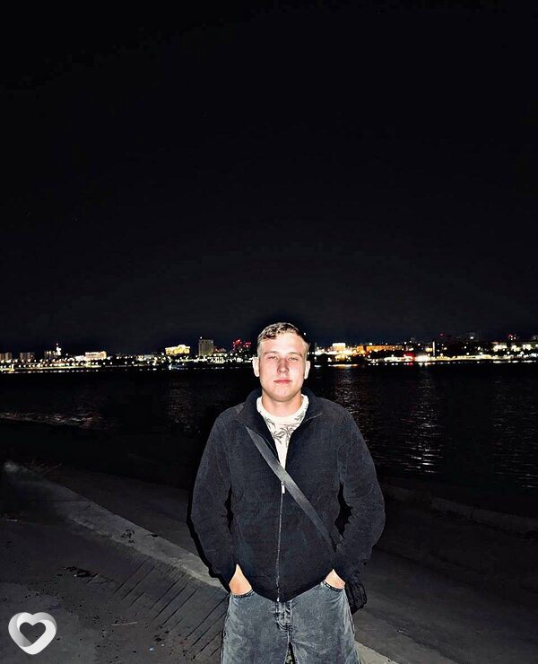 Сэм, 27, Москве — анкета №2842202
