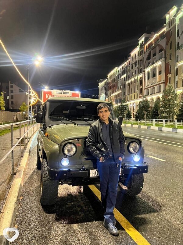 Артур, 20, Адлер — анкета №2842568