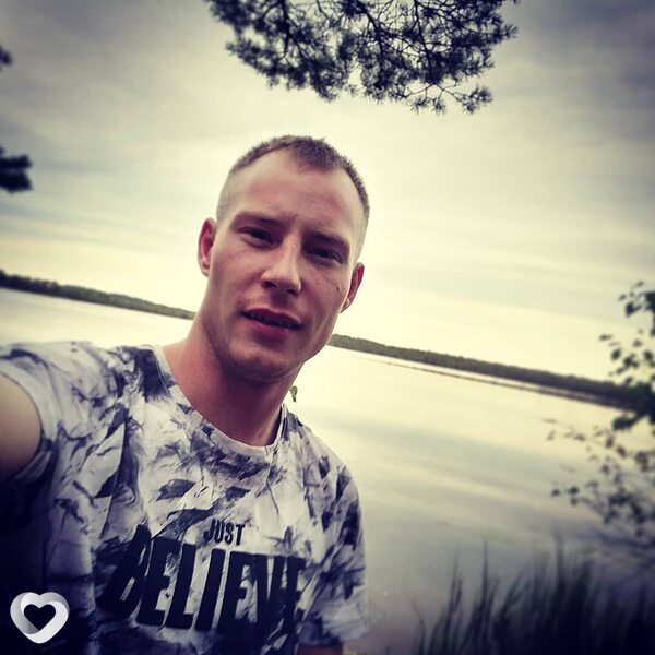 Евгений, 31, Тихвине — анкета №2842431