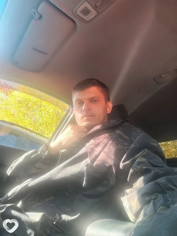 Андрей, 32, Барнауле — анкета №2842685
