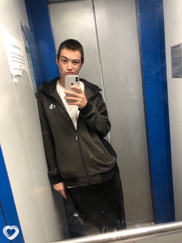 Иван, 21, Москве — анкета №2843284