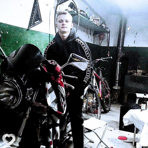 Илья, 20, Уссурийске — анкета №2844181