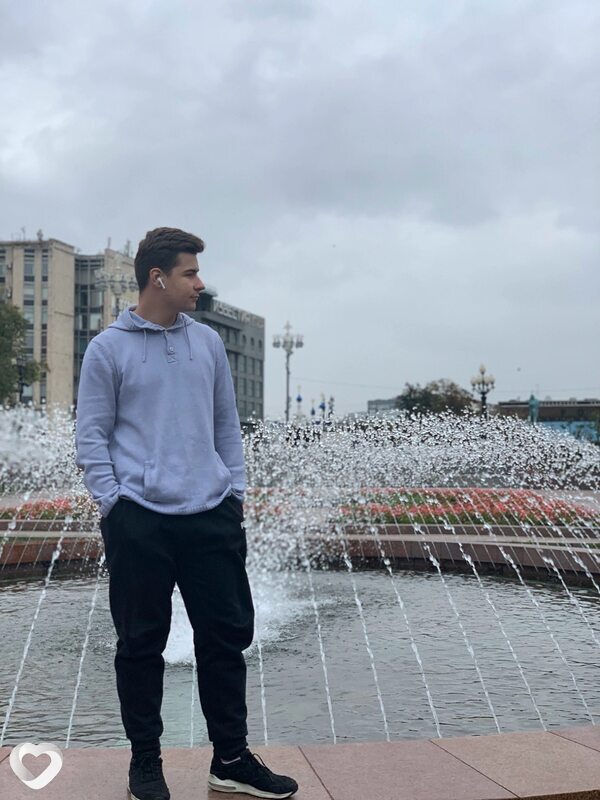 Георгий, 23, Москве — анкета №2844077
