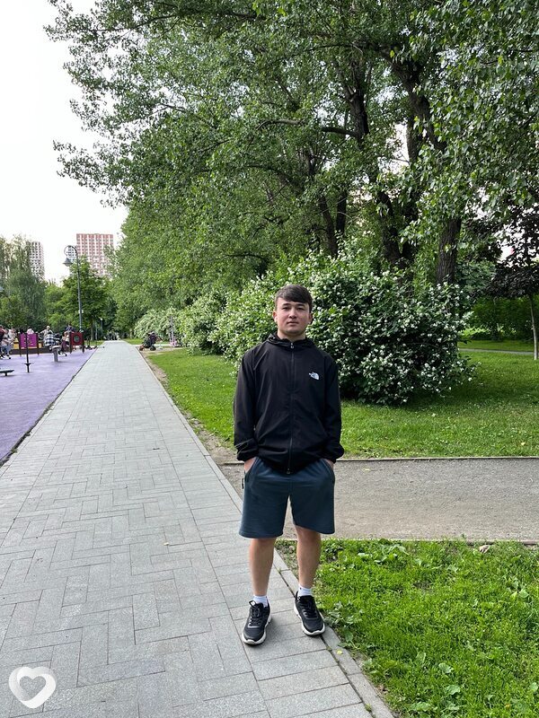 Темур, 21, Москве — анкета №2845065