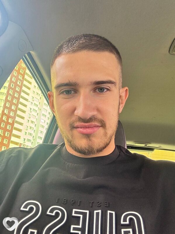 Александр, 23, Москве — анкета №2844958