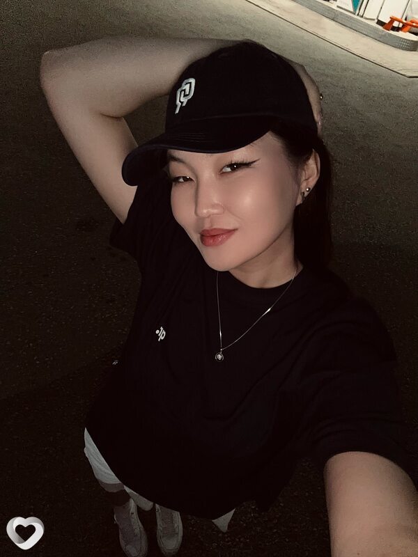 Zarina, 21, Астане — анкета №2845192
