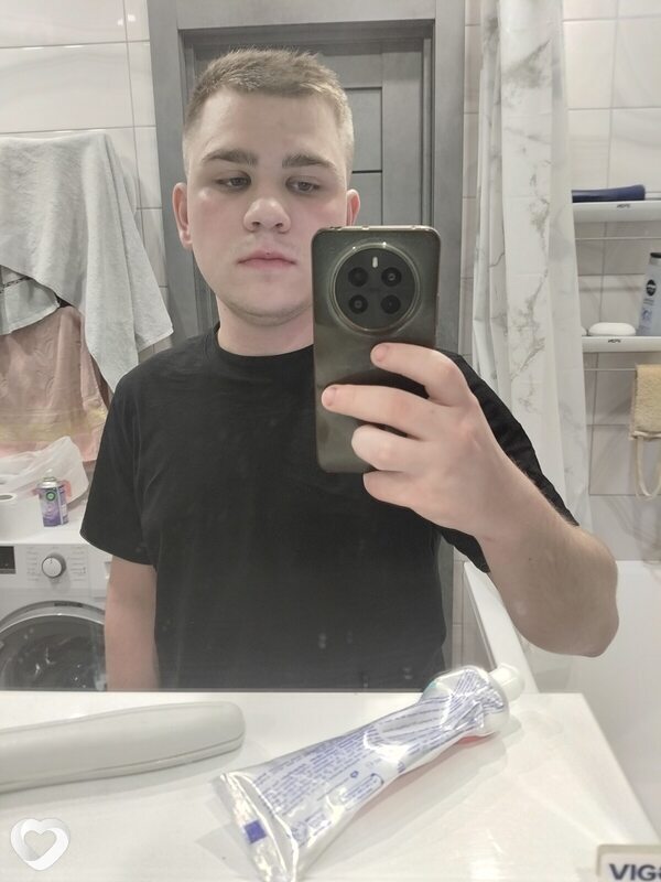 Александр, 21, Новороссийске — анкета №2845633