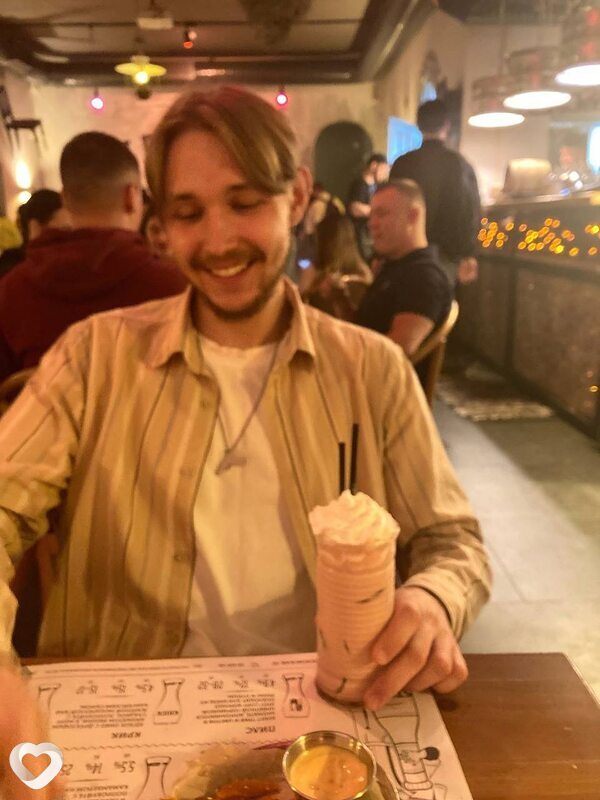 Антонио, 26, Кирове — анкета №2845714