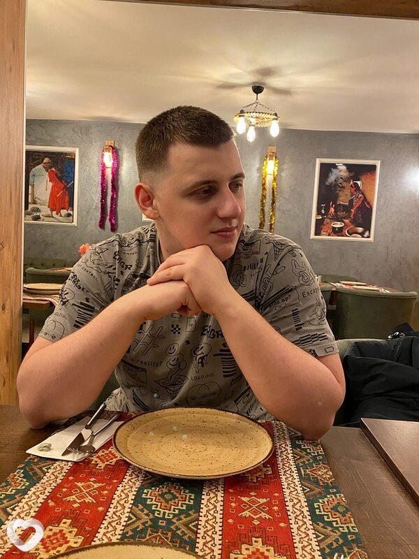 Виктор, 31, Луганске — анкета №2845902