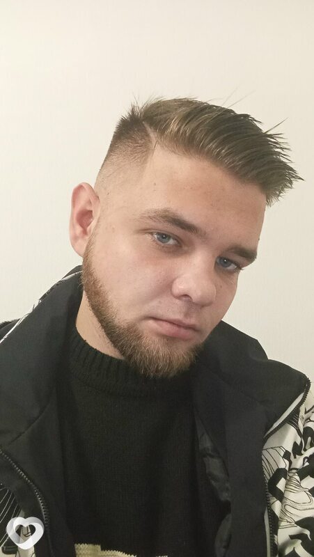 Владислав, 24, Омске — анкета №2847434