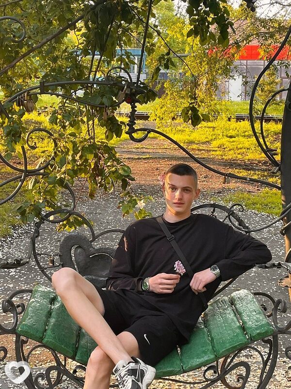 Иван, 21, Новосибирске — анкета №2847022