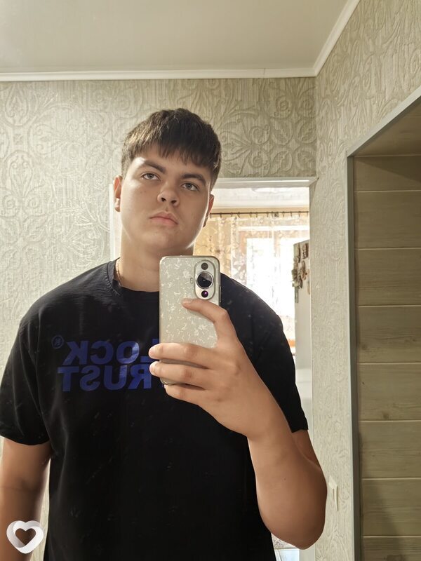 Илья, 20, Самаре — анкета №2847308