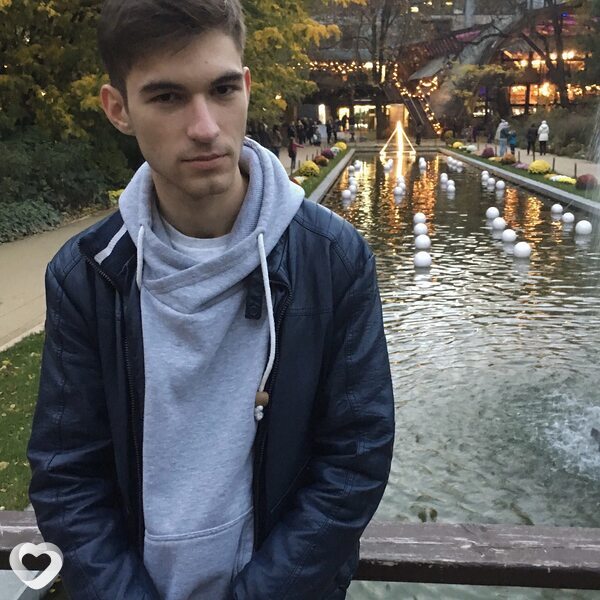 Артем, 27, Москве — анкета №2847457