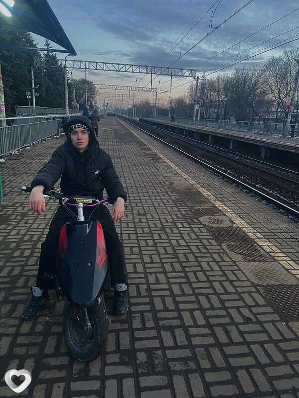 Алексей, 21, Москве — анкета №2847673