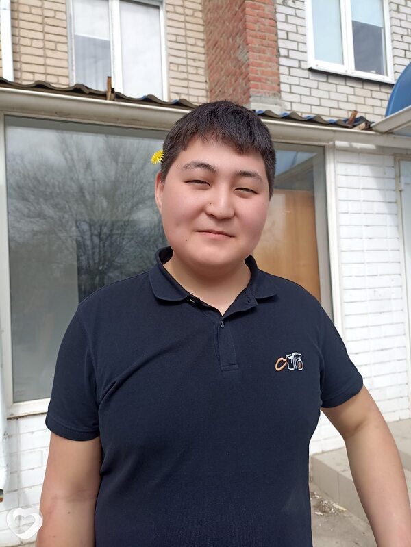 Эзн, Элиста