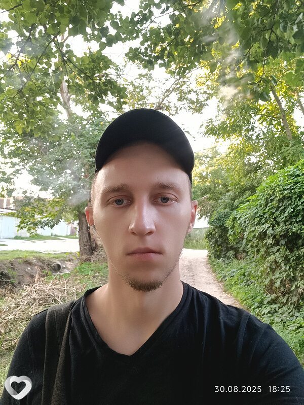 Юрий, 29, Харькове — анкета №2847617
