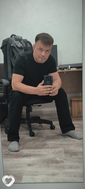 Александр, 35, Черногорске — анкета №2847835