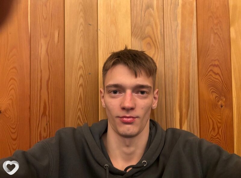 Анатолий, 21, Москве — анкета №2848023
