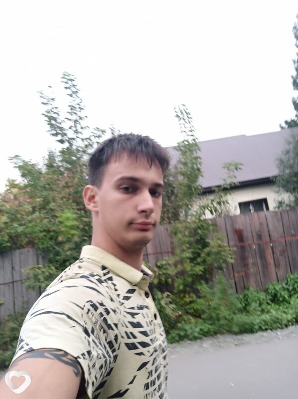 Алексей, 21, Барнауле — анкета №2848174