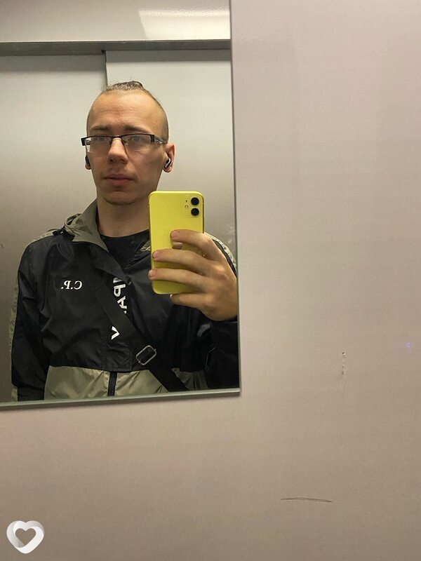 Максим, 25, Санкт-Петербурге — анкета №2848261