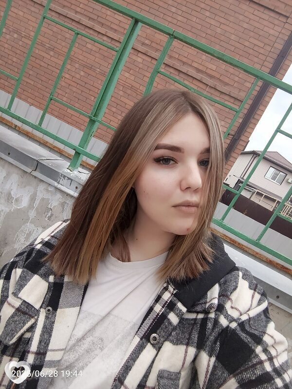 Полина, 21, Ростове-на-Дону — анкета №2848606