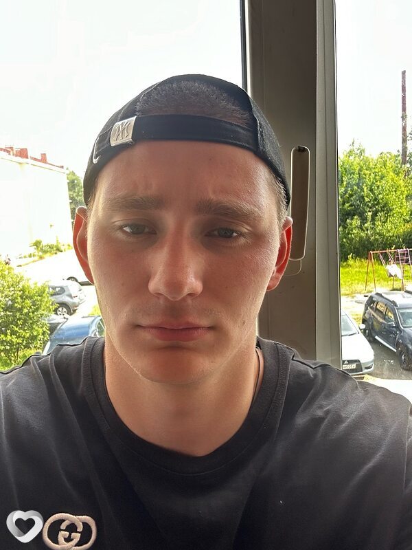 Кузьмич, 22, Санкт-Петербурге — анкета №2849117