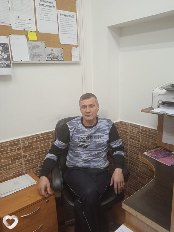 Саша, 47, Клецке — анкета №2850019