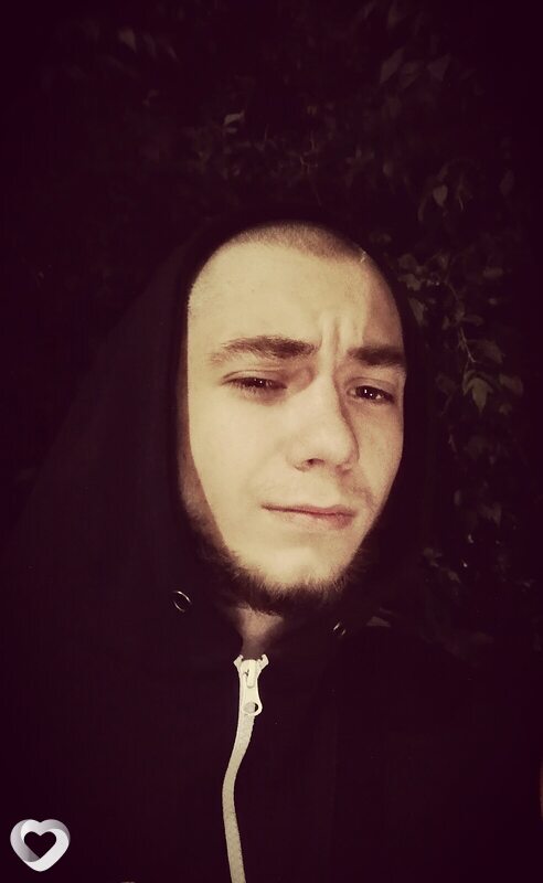 Дмитрий, 20, Красноярске — анкета №2850143