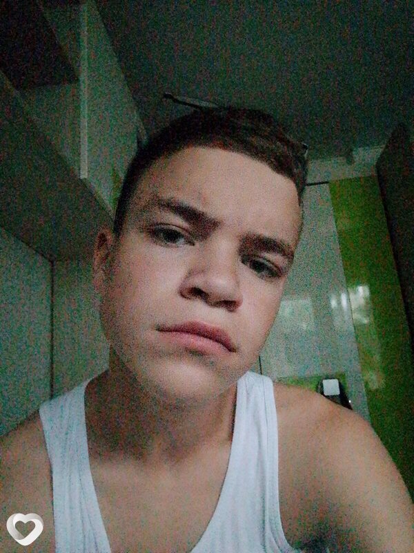 Валерий, 19, Набережных Челнах — анкета №2850683