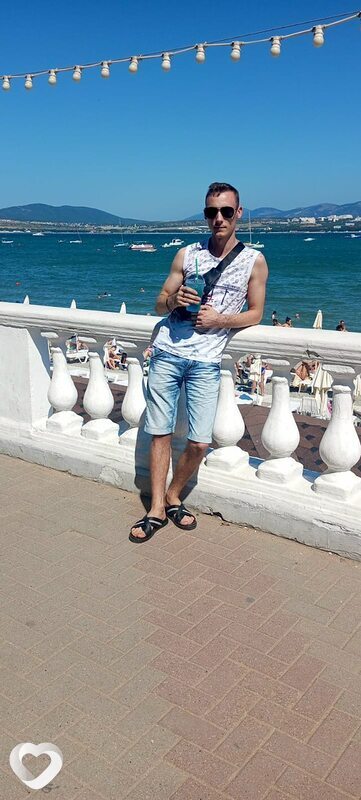 Денис, 27, Азове — анкета №2850493