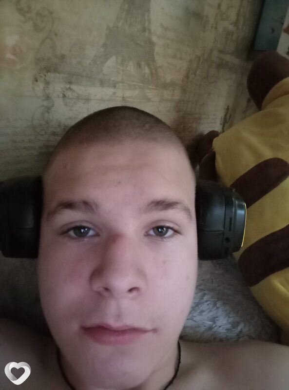 Лысый, 22, Москве — анкета №2850579