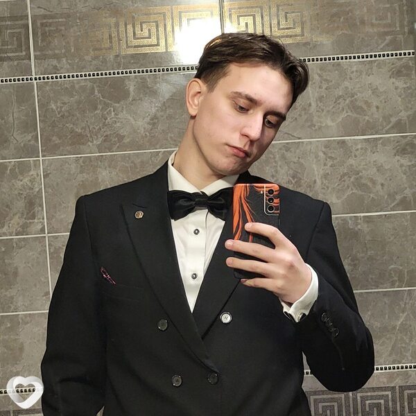 Максим, 21, Минске — анкета №2850871