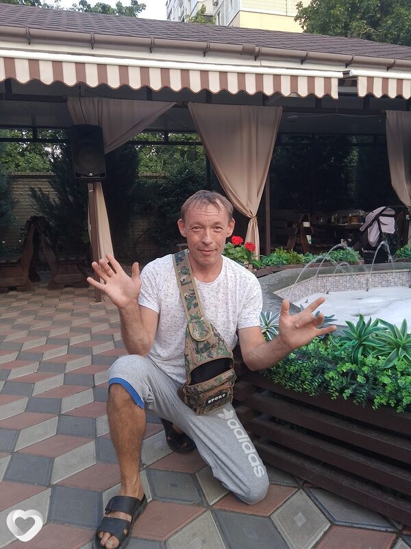 Виталик, 42, Харцызске — анкета №2850895
