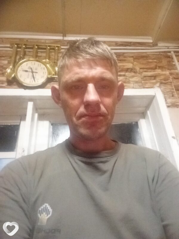 Василий, 39, Ужуре — анкета №2851335