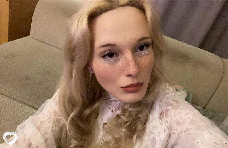 Тая, 19, Екатеринбурге — анкета №2852352