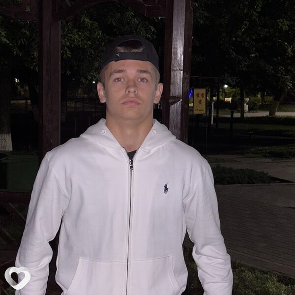 Сергей, 19, Москве — анкета №2852447