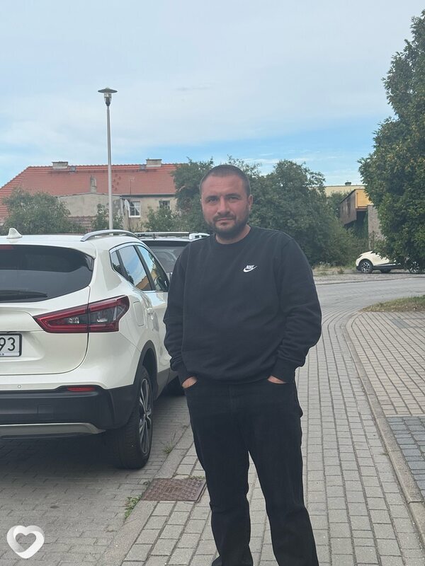 Yevhen, Ополе