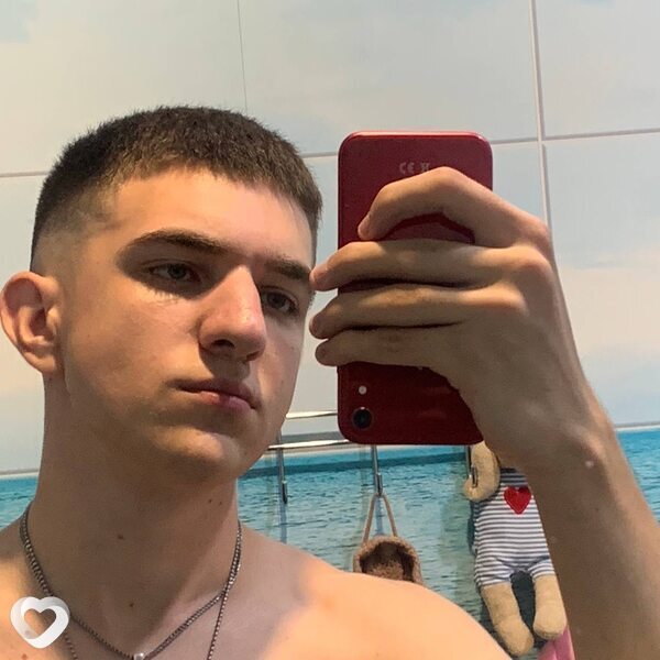 Богдан, 19, Новосибирске — анкета №2852974