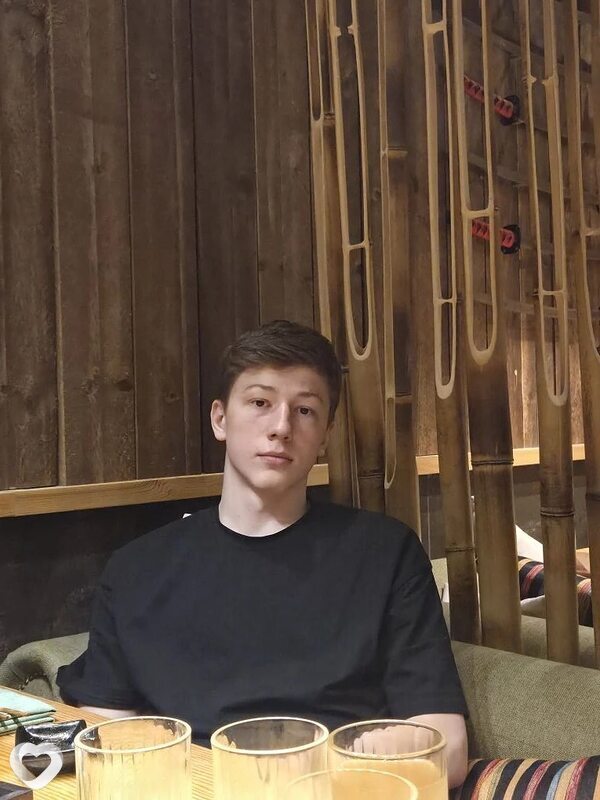 Алексей, 20, Москве — анкета №2853017