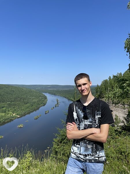 Антон, 24, Перми — анкета №2853891