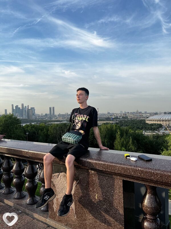 Максим, 20, Ижевске — анкета №2853764