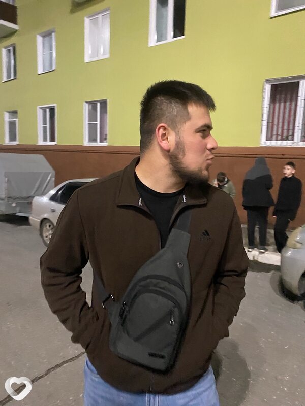 Yokubjon, 20, Черемхове — анкета №2853751