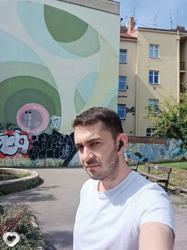 Вася, Прага