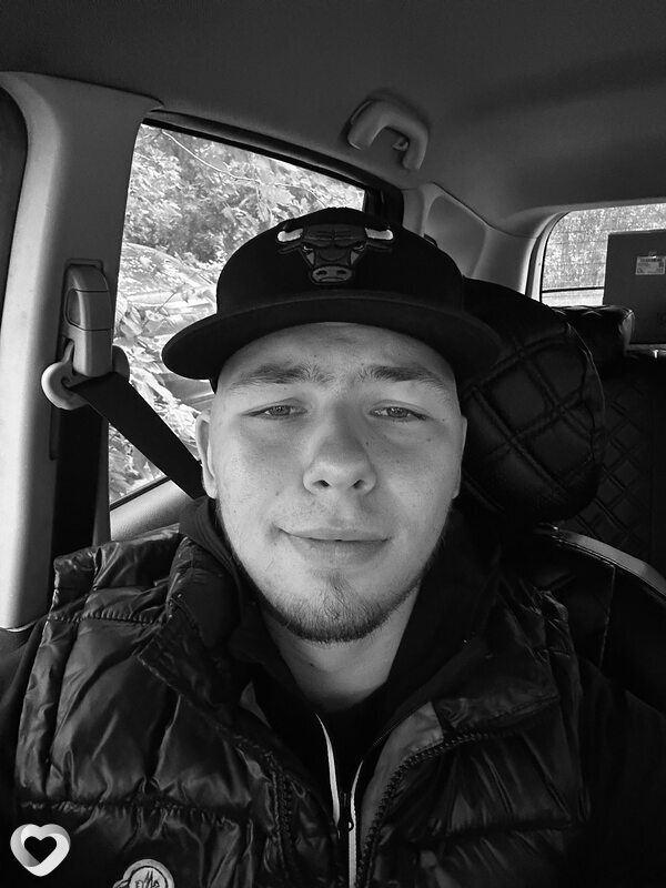 Егор, 21, Москве — анкета №2854549
