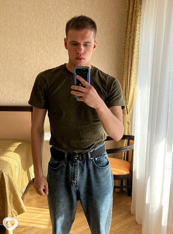 Данила, 24, Москве — анкета №2854726