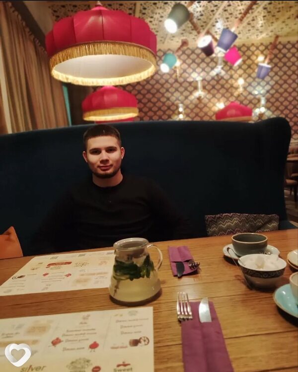 Кирилл, 22, Красноярске — анкета №2854817