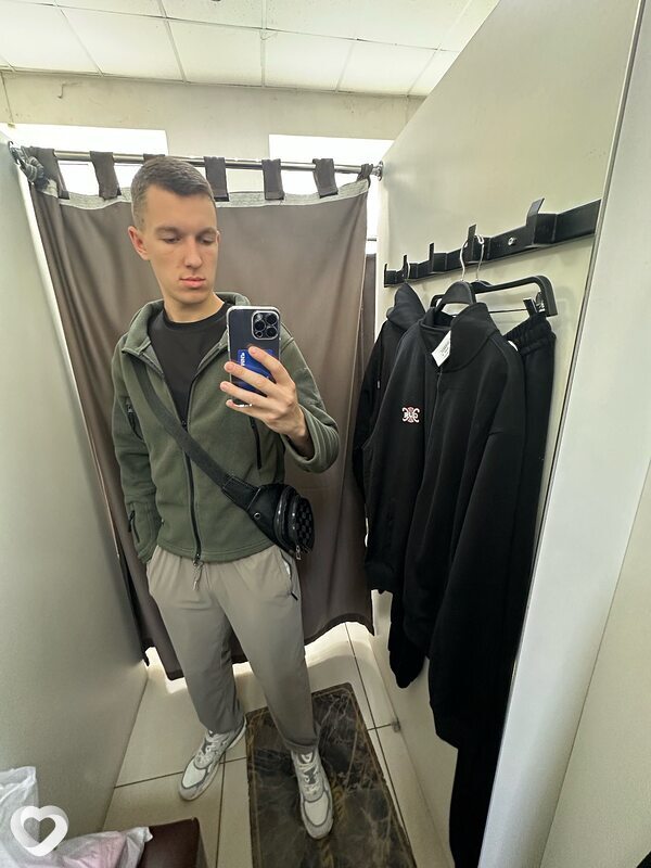 Кирилл, 21, Брянске — анкета №2855306