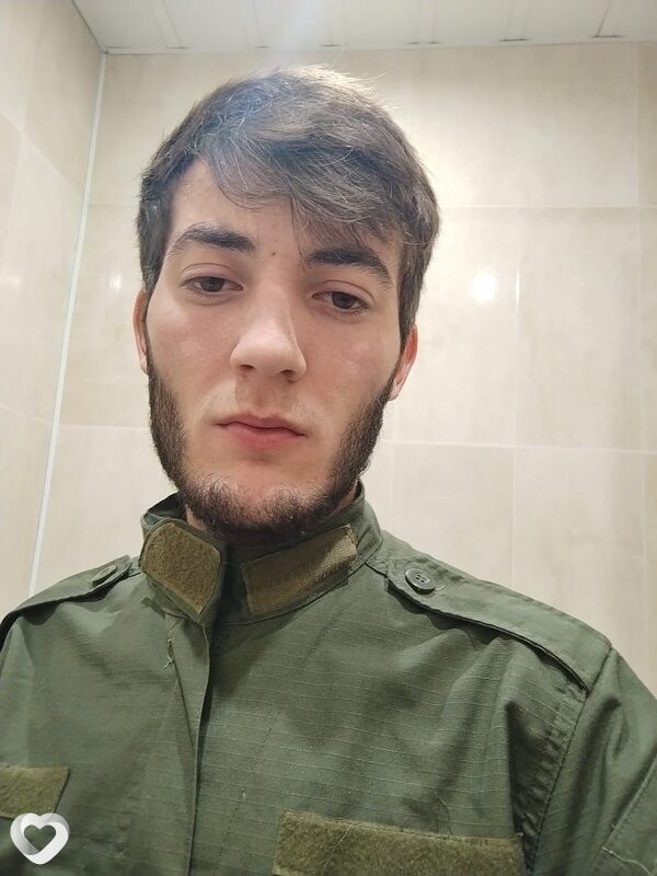 Адам, 23, Москве — анкета №2855202