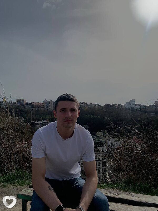 Валера, 28, Киеве — анкета №2855125