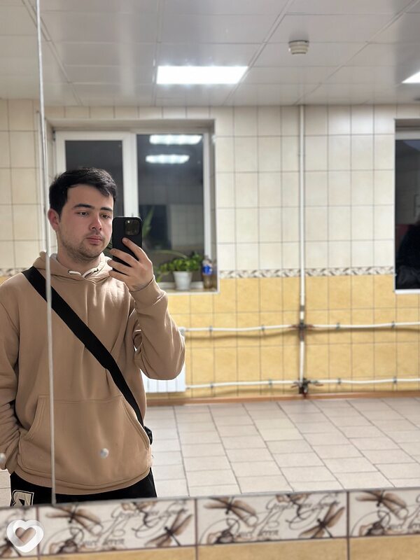 Умар, 21, Череповце — анкета №2855220